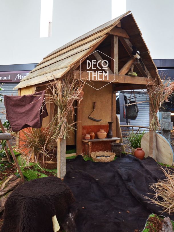 Village celtique | Réalisation de cabanes en bois recyclé et torchis