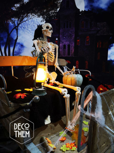 Décoration Halloween Bulle Décoration Halloween Bulle, calèche hantée, corbeaux, chauves-souris, squelettes, citrouilles, toiles d'araignées, feuilles mortes , crânes