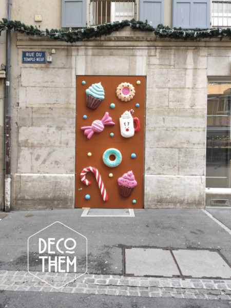 Décoration de Noël Ville de Neuchâtel Mur Gourmand, muffins, candy cane, donuts, bonbons