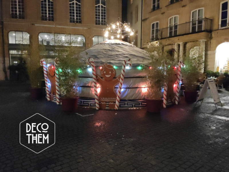 Noël Neuchâtel ville Coq d'Inde Noël Neuchâtel ville Coq d'Inde, Bonshommes pain dépices et cannes à sucre